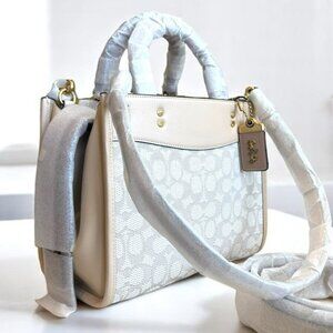 NWT Coach Rogue 25